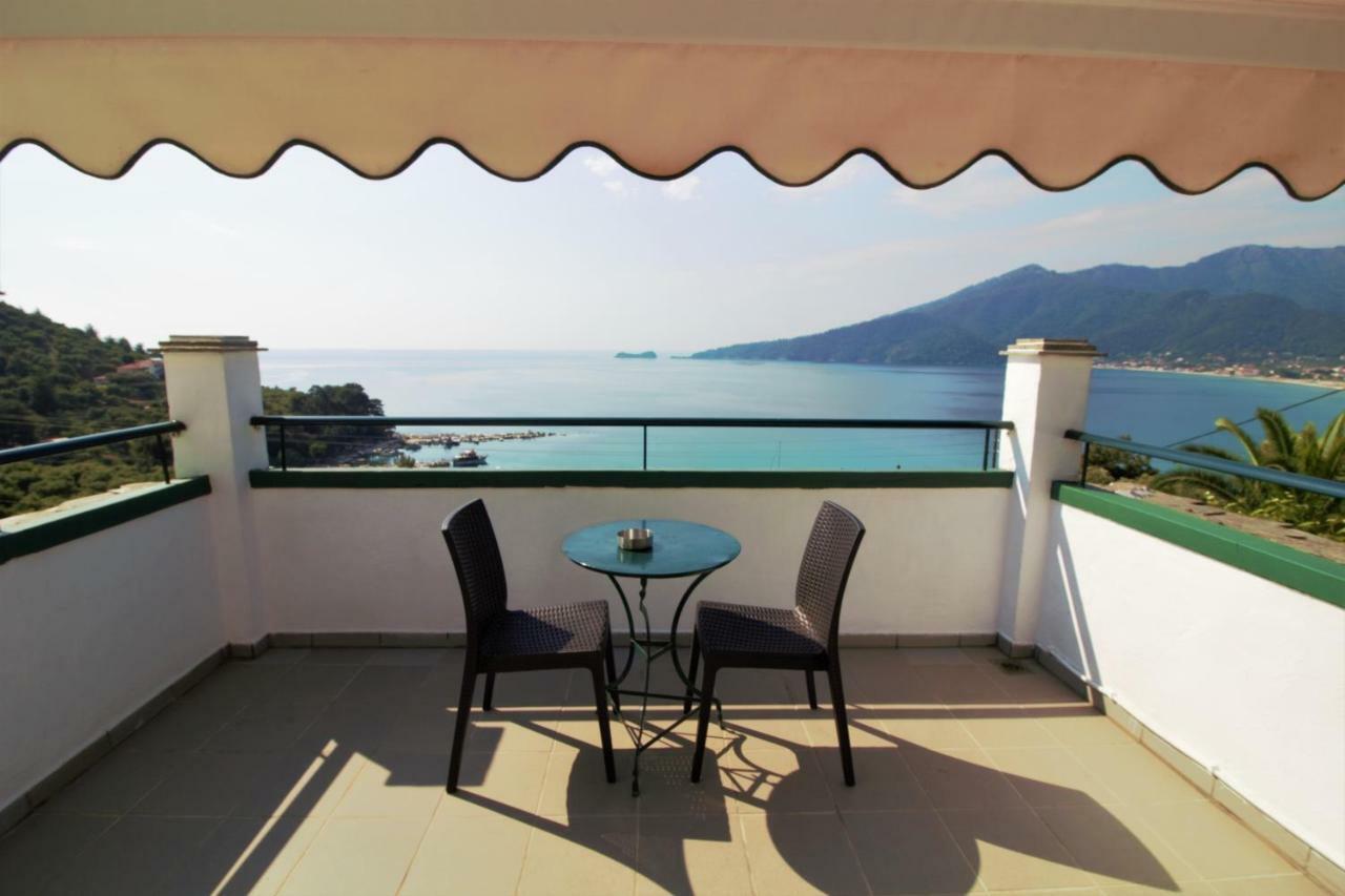 Dionysos Hotel Skala Potamia Exterior foto