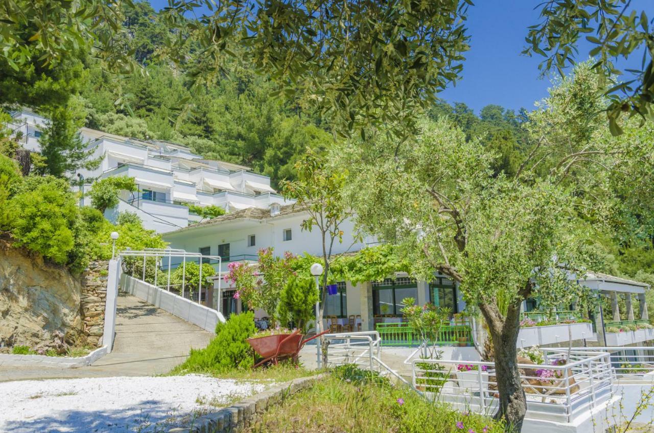 Dionysos Hotel Skala Potamia Exterior foto