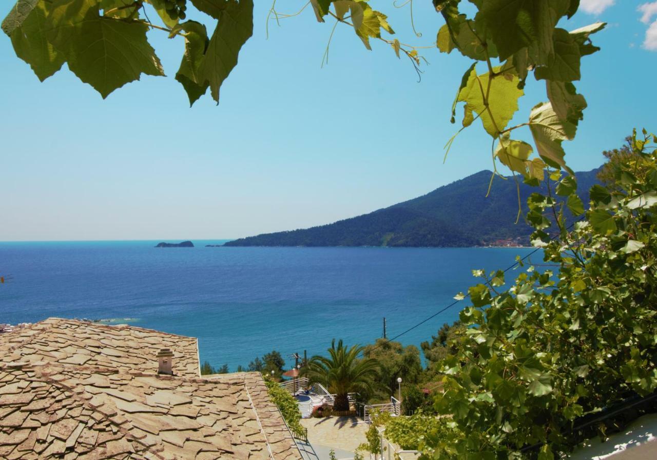 Dionysos Hotel Skala Potamia Exterior foto